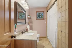 181 Choke Berry Dr, Milford, PA 18337 - Photo 36