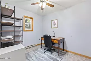 124 Hawk Ln, Canadensis, PA 18325 - Photo 42
