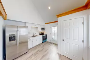 166 Mallard Ln, Bushkill, PA 18324 - Photo 4
