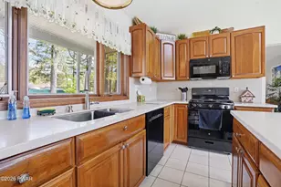 120 Milford Hill Ln, Milford, PA 18337 - Photo 12