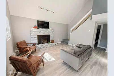 107 Snowshoe Drive, Dingmans Ferry, PA 18328 - Photo 4