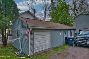 128 Franklin Ave, Greenfield Twp, PA 18407 - Photo 2