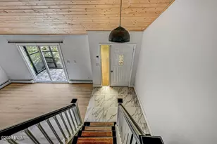 49 Lake View Dr, Lake Ariel, PA 18436 - Photo 36