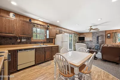 150 Yacht Club Drive, Greentown, PA 18426 - Photo 16
