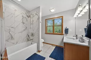 133 Laurel Hill Dr, Greentown, PA 18426 - Photo 32