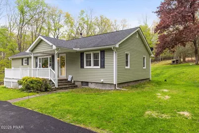 212 Lakeshore Drive, Lakeville, PA 18438 - Photo 12