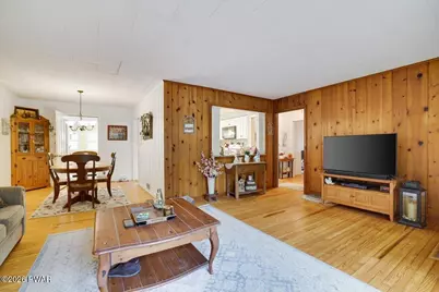 212 Lakeshore Drive, Lakeville, PA 18438 - Photo 16