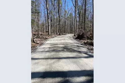 130 Creek Road, Hawley, PA 18428 - Photo 2