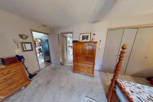 105 Orchard Dr, Lords Valley, PA 18428 - Photo 18
