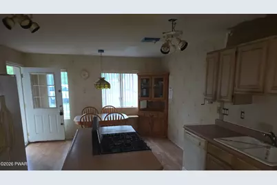 210 Urban Road, Hawley, PA 18428 - Photo 6
