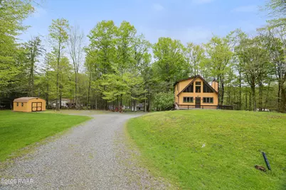 115 Fawnwood Circle, Greentown, PA 18426 - Photo 2