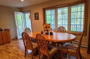 807 E Spur Ct, Lords Valley, PA 18428 - Photo 4