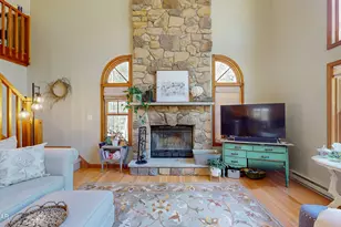 132 Jean Danielson Dr, Greentown, PA 18426 - Photo 18