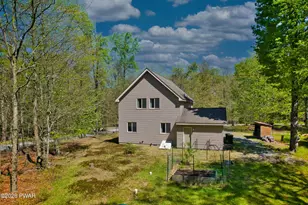 132 Jean Danielson Dr, Greentown, PA 18426 - Photo 4
