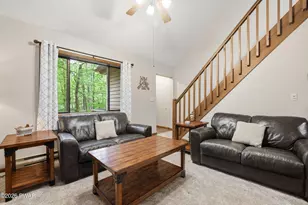 34 Split Rail Ln, Lake Ariel, PA 18436 - Photo 10