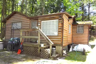 130 River Rd, Greentown, PA 18426 - Photo 1