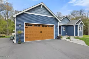 107 Bear Valley Dr, Tafton, PA 18464 - Photo 6