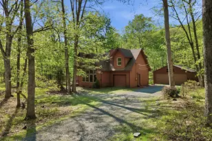 121 Dogwood Ln, Canadensis, PA 18325 - Photo 2