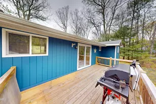 105 Wagoner Ln, Hawley, PA 18428 - Photo 28