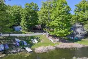 240 W Shore Dr, Hawley, PA 18428 - Photo 2