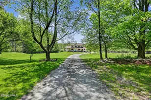 2129 Maplewood Rd, Lake Ariel, PA 18436 - Photo 6