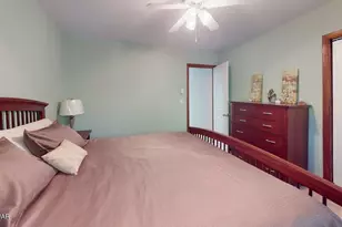 116 Beach Ln, Dingmans Ferry, PA 18328 - Photo 30