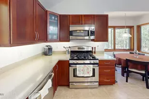 116 Beach Ln, Dingmans Ferry, PA 18328 - Photo 12