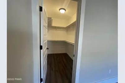 153 Paddlers Point #306, Matamoras, PA 18336 - Photo 6