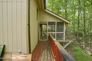 100 Split Rail Ln, Lake Ariel, PA 18436 - Photo 30