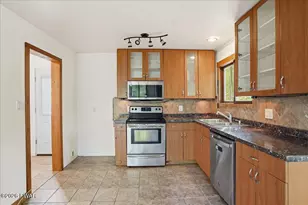 100 Split Rail Ln, Lake Ariel, PA 18436 - Photo 10