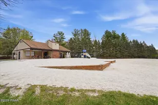 100 Split Rail Ln, Lake Ariel, PA 18436 - Photo 52