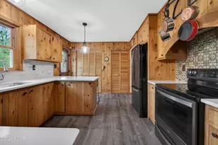 102 Wynding Way, Milford, PA 18337 - Photo 10