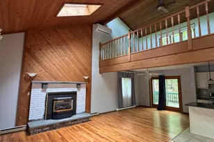208 Mountain View Dr, Hawley, PA 18428 - Photo 2