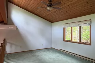 208 Mountain View Dr, Hawley, PA 18428 - Photo 26