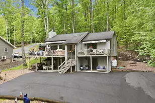 599 Lakeshore Dr, Lakeville, PA 18438 - Photo 120