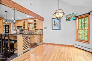 106 Quarry Ln, Tafton, PA 18464 - Photo 14