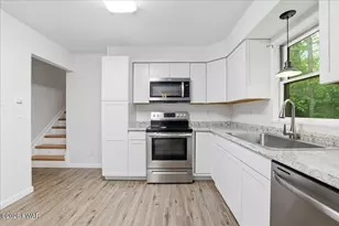 124 Pine Tree Rd, Shohola, PA 18458 - Photo 12