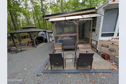 186 Shohola Parkway N, Shohola, PA 18458 - Photo 4