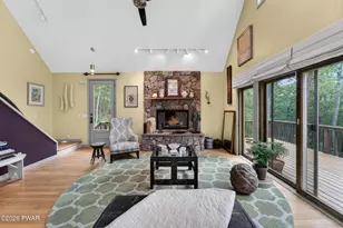 161 Woodland Dr, Dingmans Ferry, PA 18328 - Photo 14