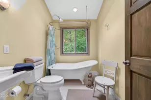 161 Woodland Dr, Dingmans Ferry, PA 18328 - Photo 42