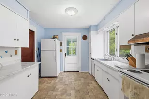 311 Catholic Church Rd, Beach Lake, PA 18405 - Photo 10