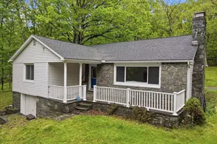 232 Garrity Rd, Hawley, PA 18428 - Photo 2