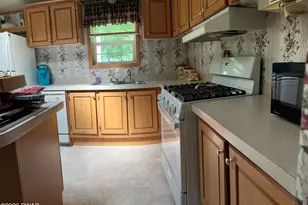 139 Hollister Dr, Moscow, PA 18444 - Photo 18