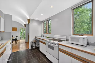 220 Kinsale Ln, Dingmans Ferry, PA 18328 - Photo 24
