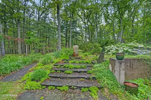 220 Kinsale Ln, Dingmans Ferry, PA 18328 - Photo 52