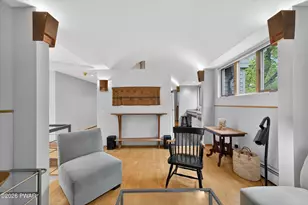 220 Kinsale Ln, Dingmans Ferry, PA 18328 - Photo 26