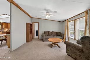 131 Hollister Dr, Moscow, PA 18444 - Photo 16
