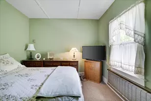 327 Garfield Ave, Hawley, PA 18428 - Photo 42