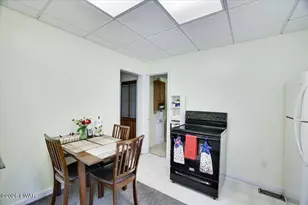 327 Garfield Ave, Hawley, PA 18428 - Photo 20