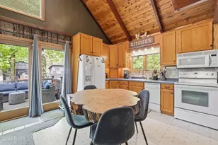 100 7th St, Greentown, PA 18426 - Photo 18